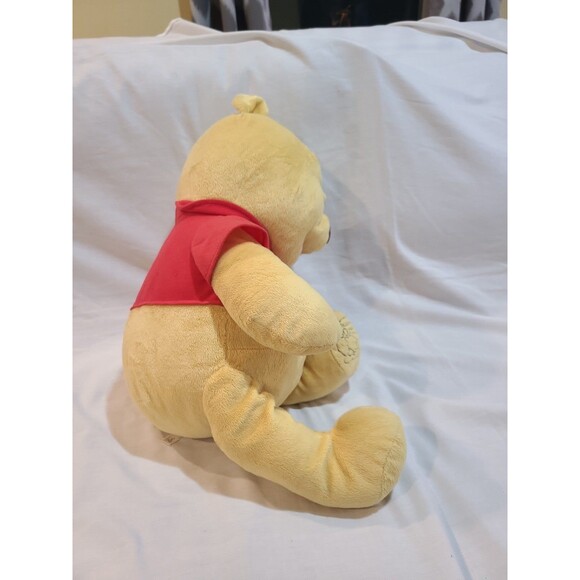 Disney Winnie the Pooh Plush Celebrating 80 Years of Friendship - Picture 5 of 6